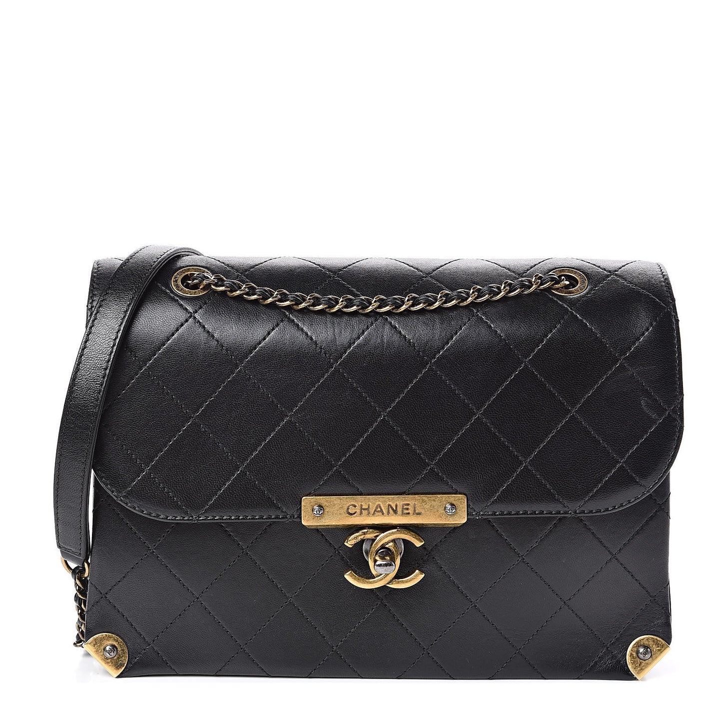 Shiny Lambskin Quilted Around The Corner Flap Black
