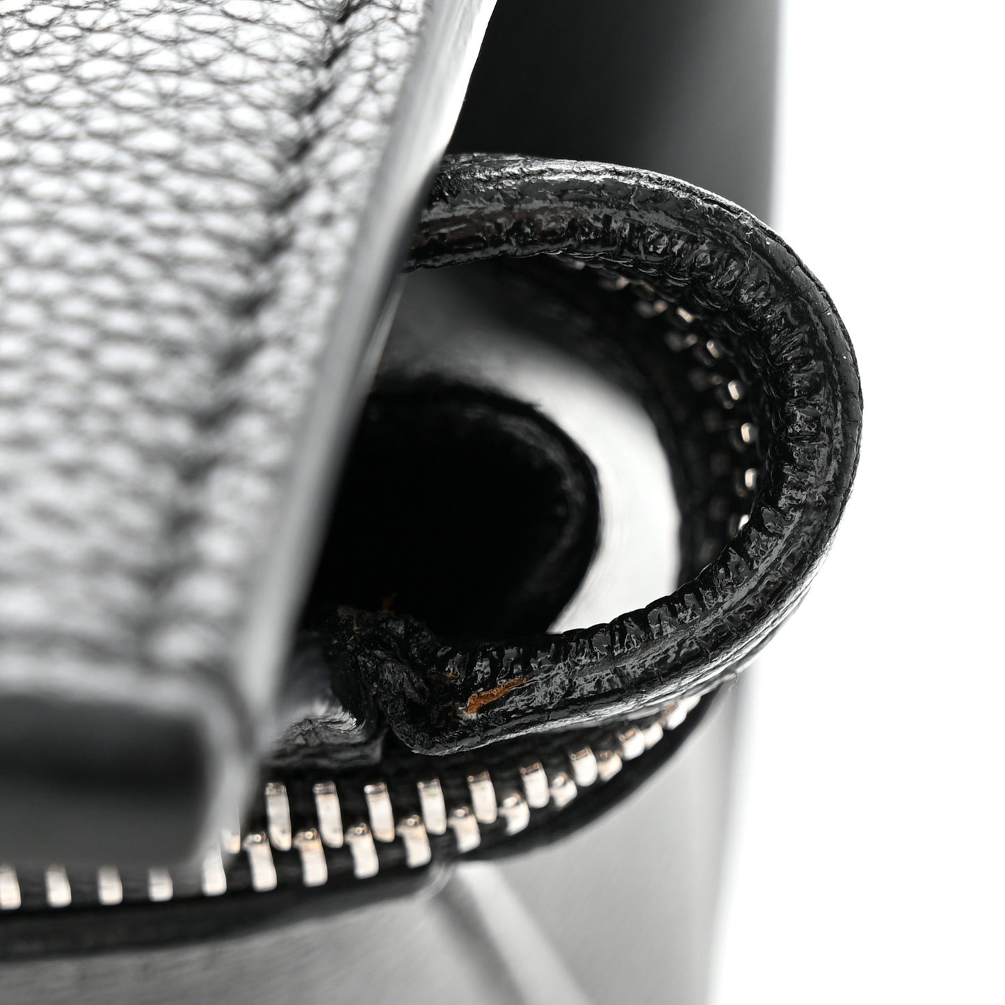 Supple Calfskin Medium Edge Shoulder Bag Black