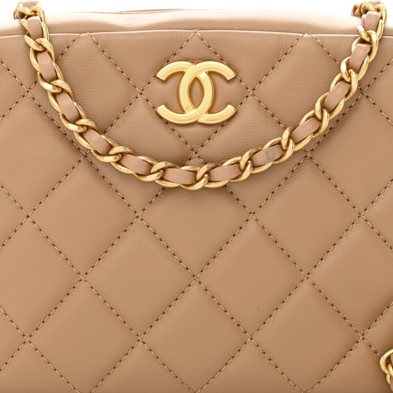 Chanel Lambskin Quilted CC Pearl Crush Camera Case Beige 8 of 10
