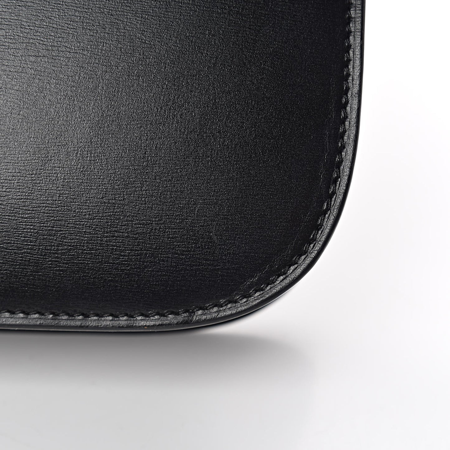 Box Calfskin Medium Classic Box Flap Bag Black