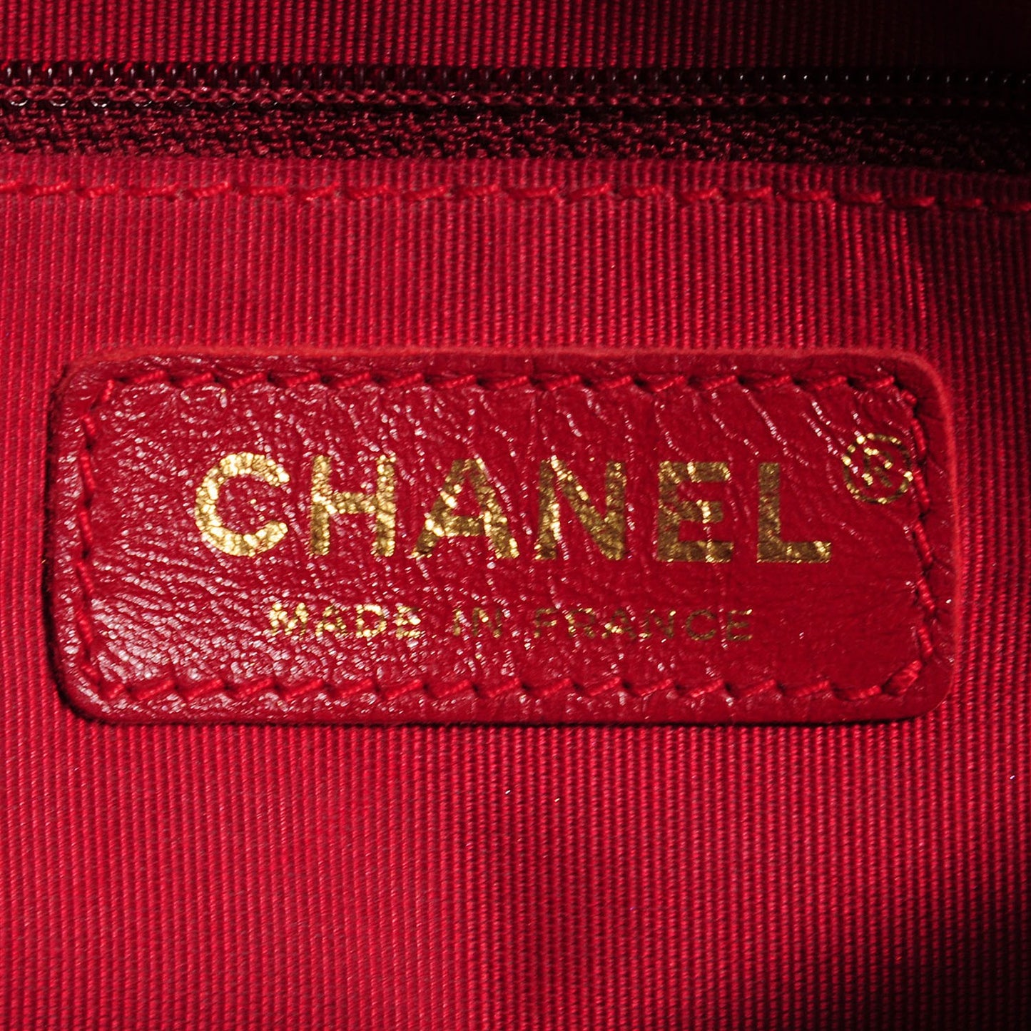 Caviar Quilted Shoulder Bag Red