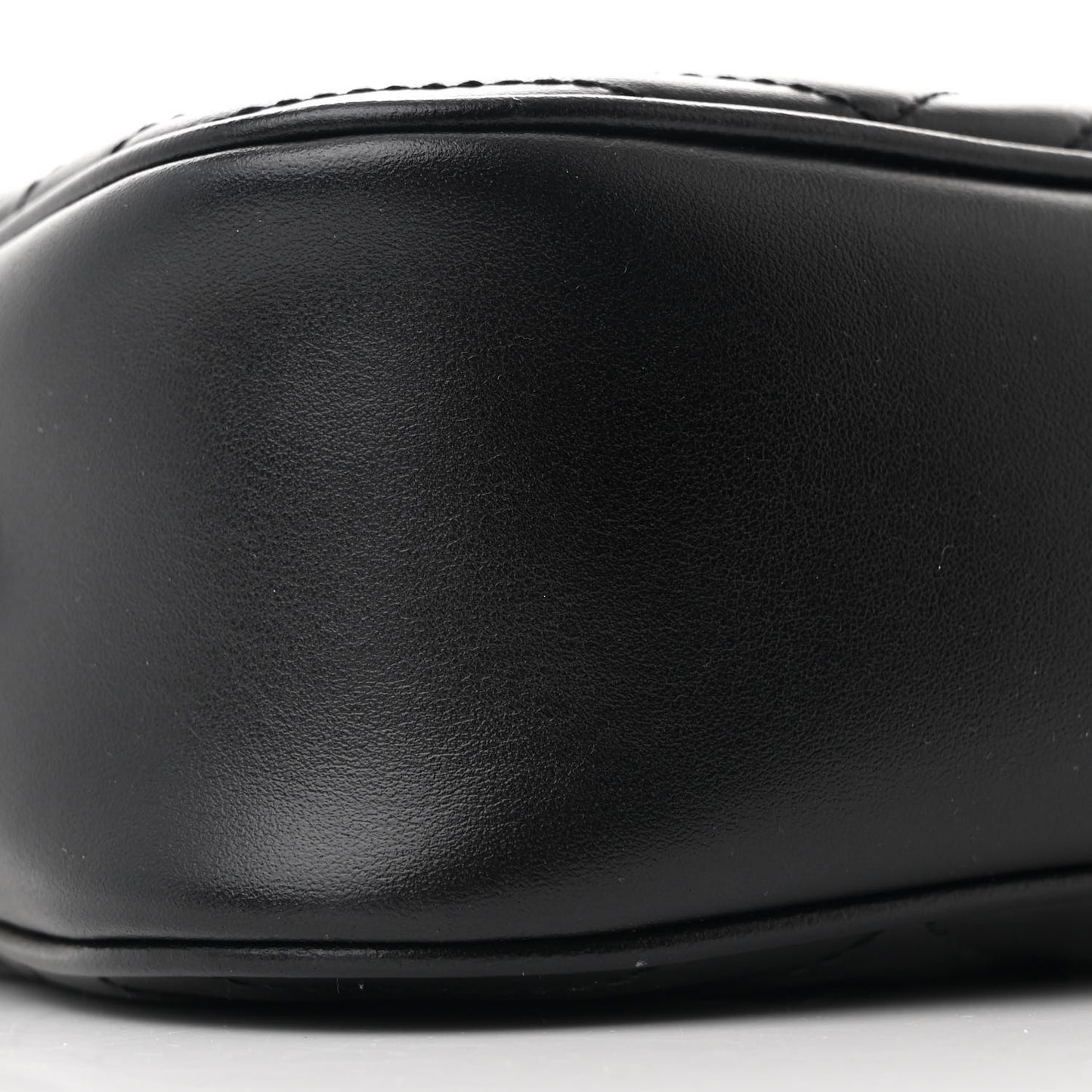 Calfskin Matelasse Small GG Marmont Chain Shoulder Bag Black