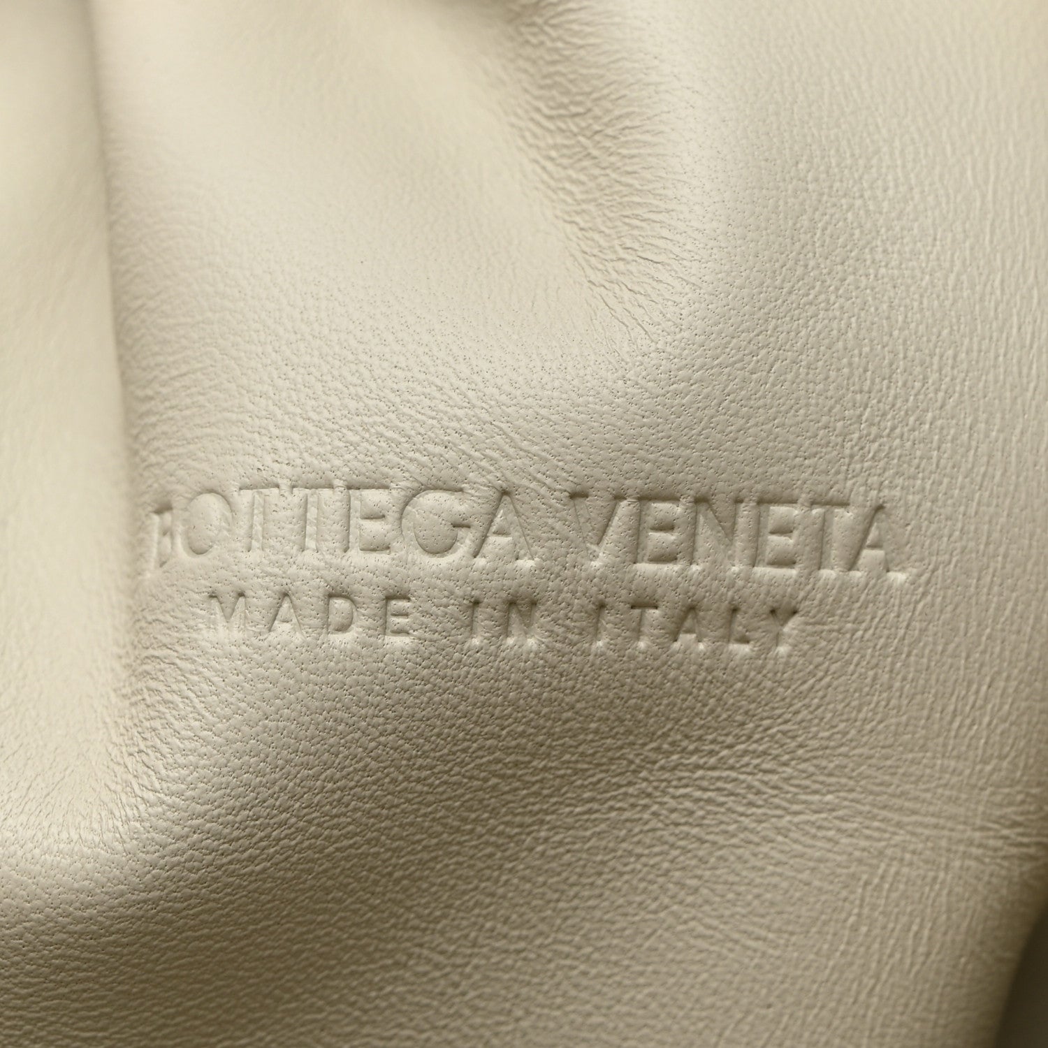 Bottega Veneta Metallic Crinkled Lambskin The Pouch Oversized Clutch Oro 6 of 7