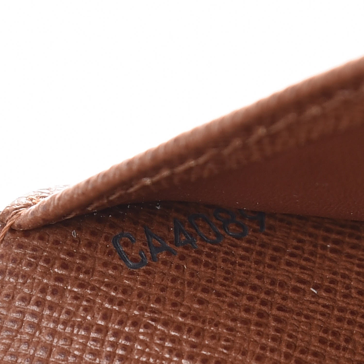 Louis Vuitton Monogram Small Ring Agenda 9 of 9
