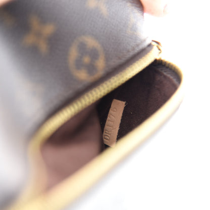 Louis Vuitton Monogram Pochette Metis 9 of 10