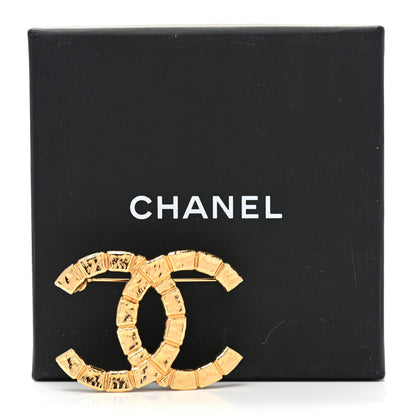 Chanel Metal CC Brooch Gold 5 of 5
