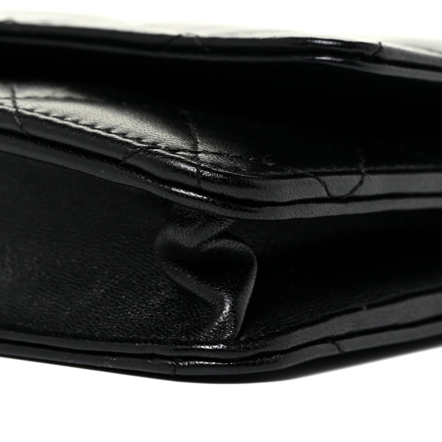 Lambskin Quilted Wallet On Chain WOC Black