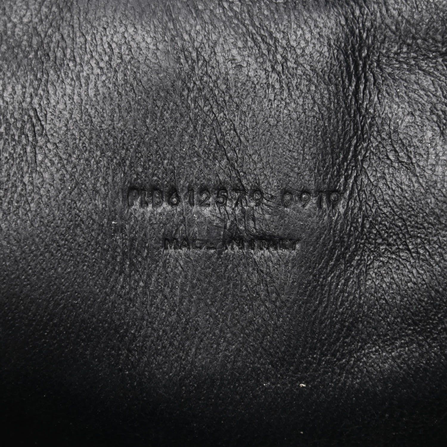 Saint Laurent Grain De Poudre Matelasse Monogram Mini Lou Camera Bag Dark Beige 6 of 10