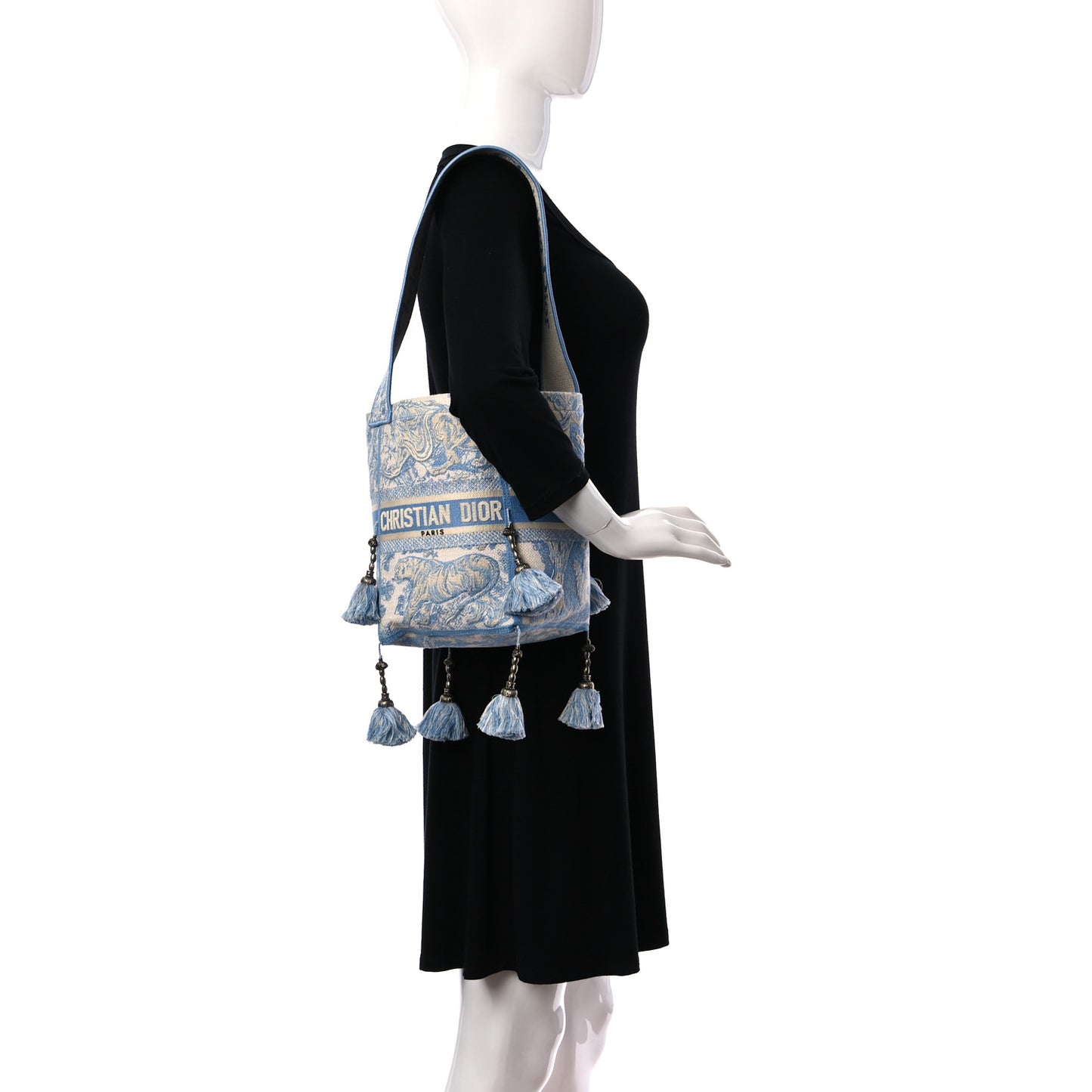Canvas Reverse Embroidered Toile De Jouy D-Bubble Bucket Bag Blue