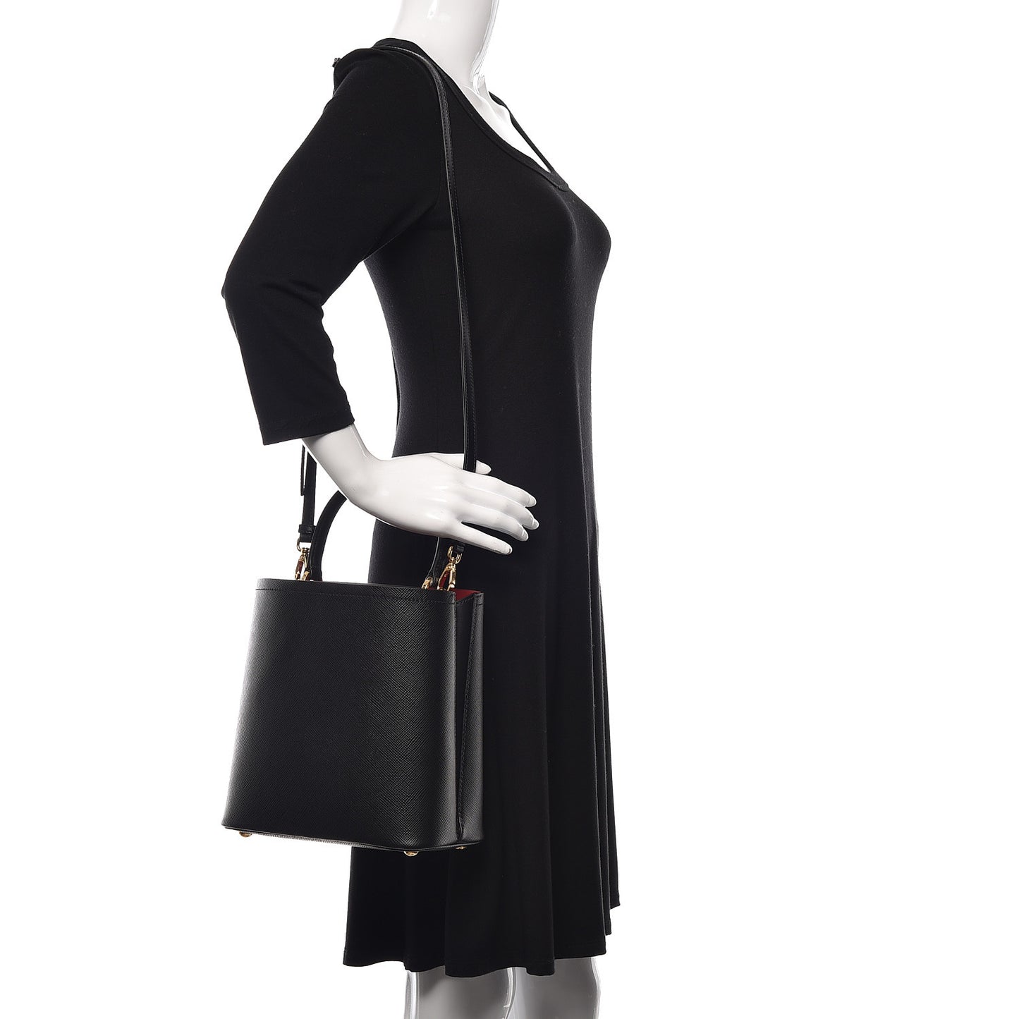 Saffiano Cuir Medium Panier Bucket Bag Black Fuoco