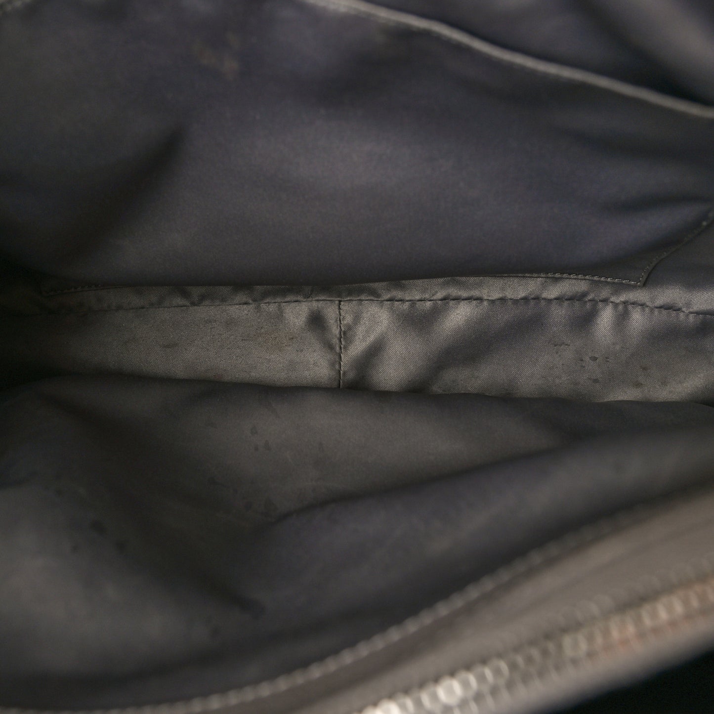 Caviar Quilted Grand Shopping Tote GST Light Grey