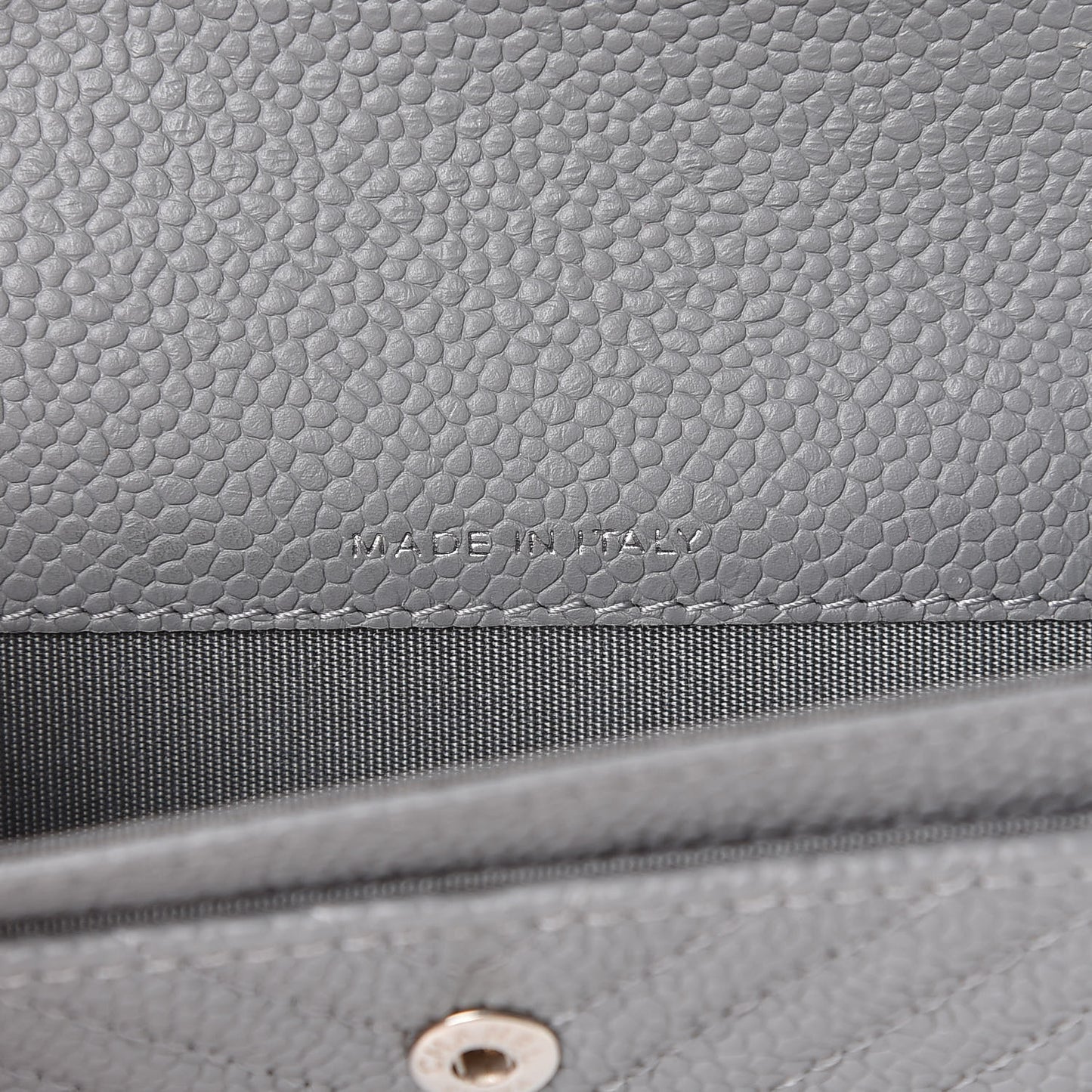 Caviar Chevron Quilted Boy Flap Card Holder Grey