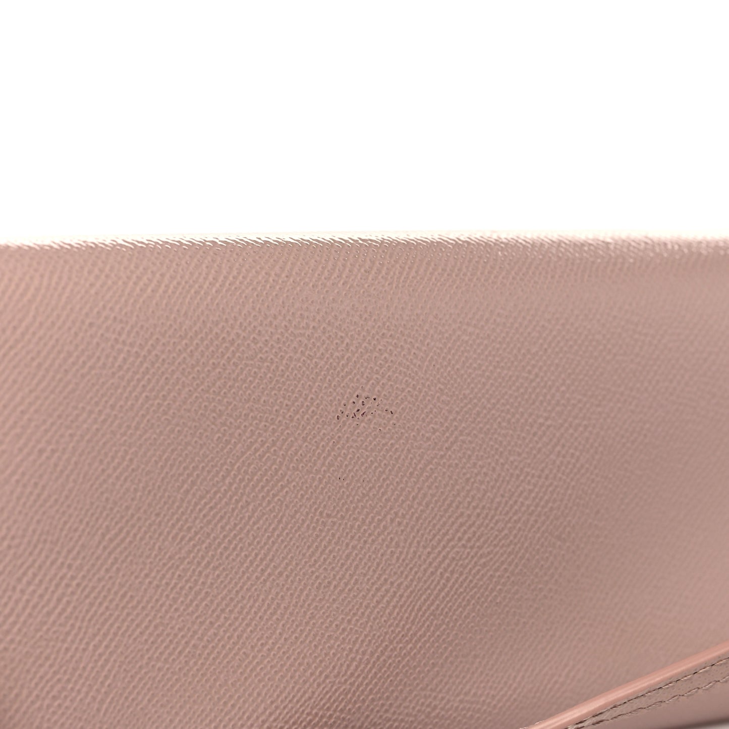 Grainy Calfskin Henley Wallet On Chain Beige