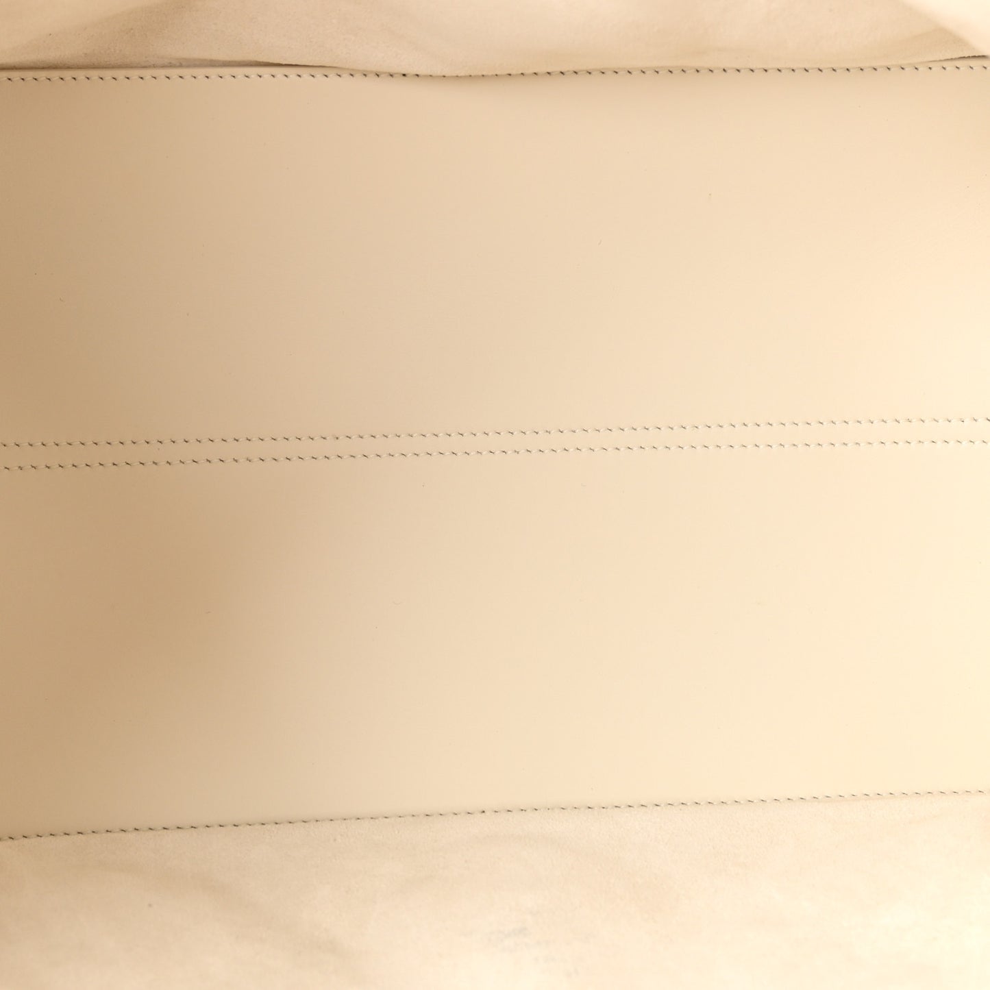 Calfskin Macrocannage Medium Toujours Latte