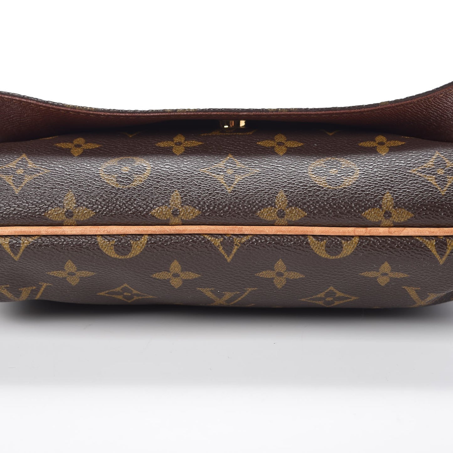 Monogram Musette Tango