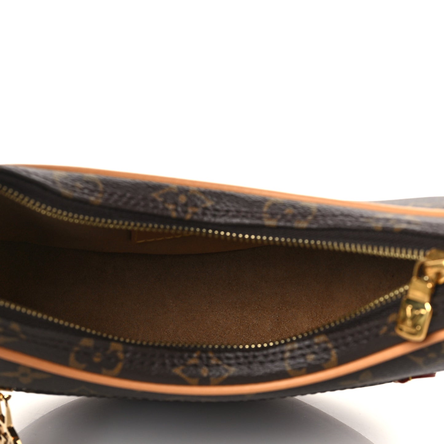 Monogram Loop