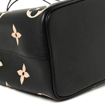Louis Vuitton Empreinte Monogram Giant Neonoe MM Black Beige 9 of 11