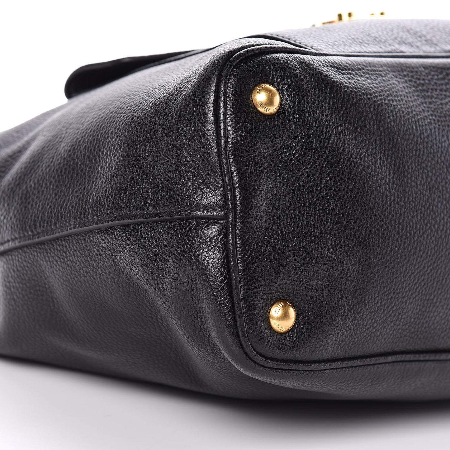 Vitello Daino Shoulder Bag Black
