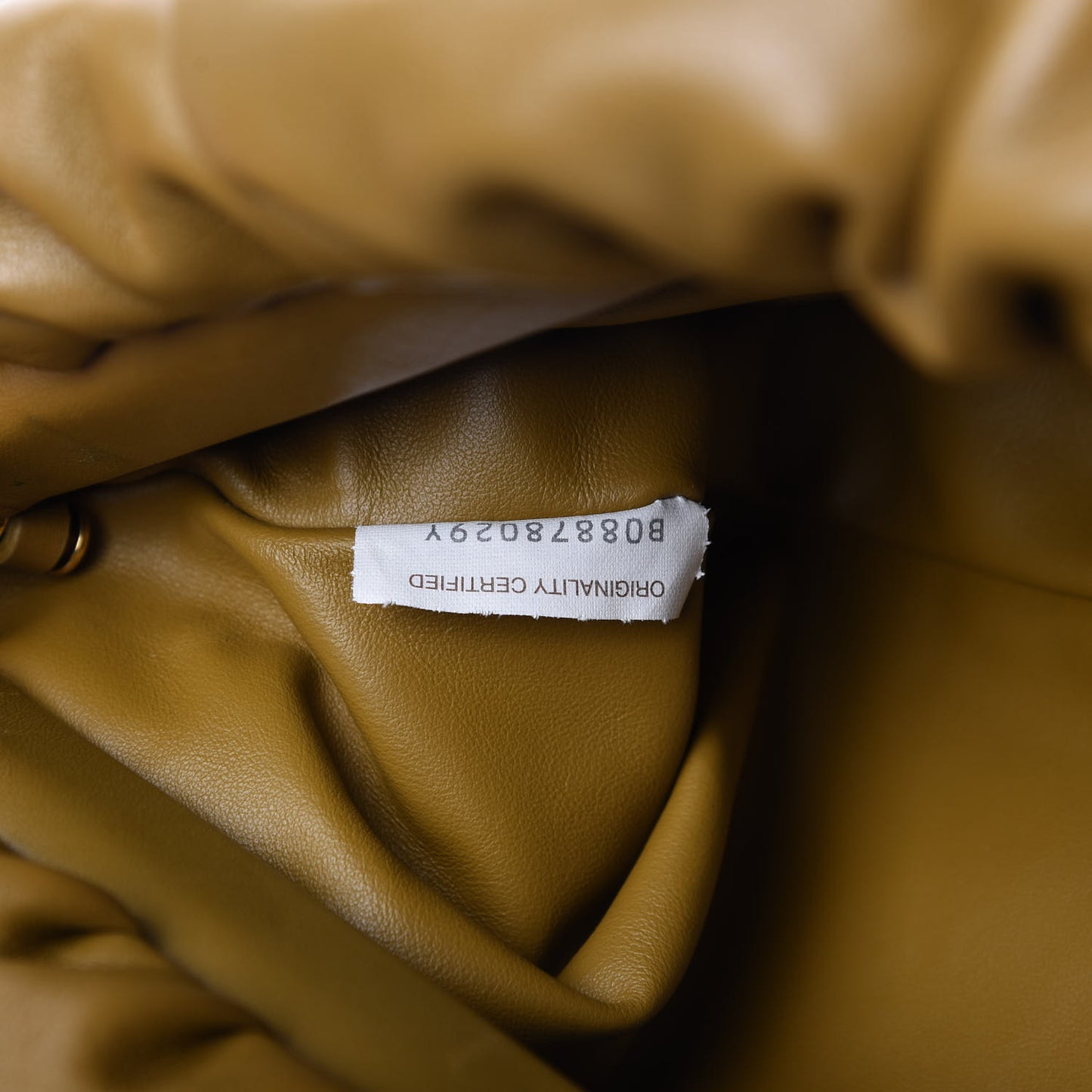 Calfskin The Pouch Chain Moutarde