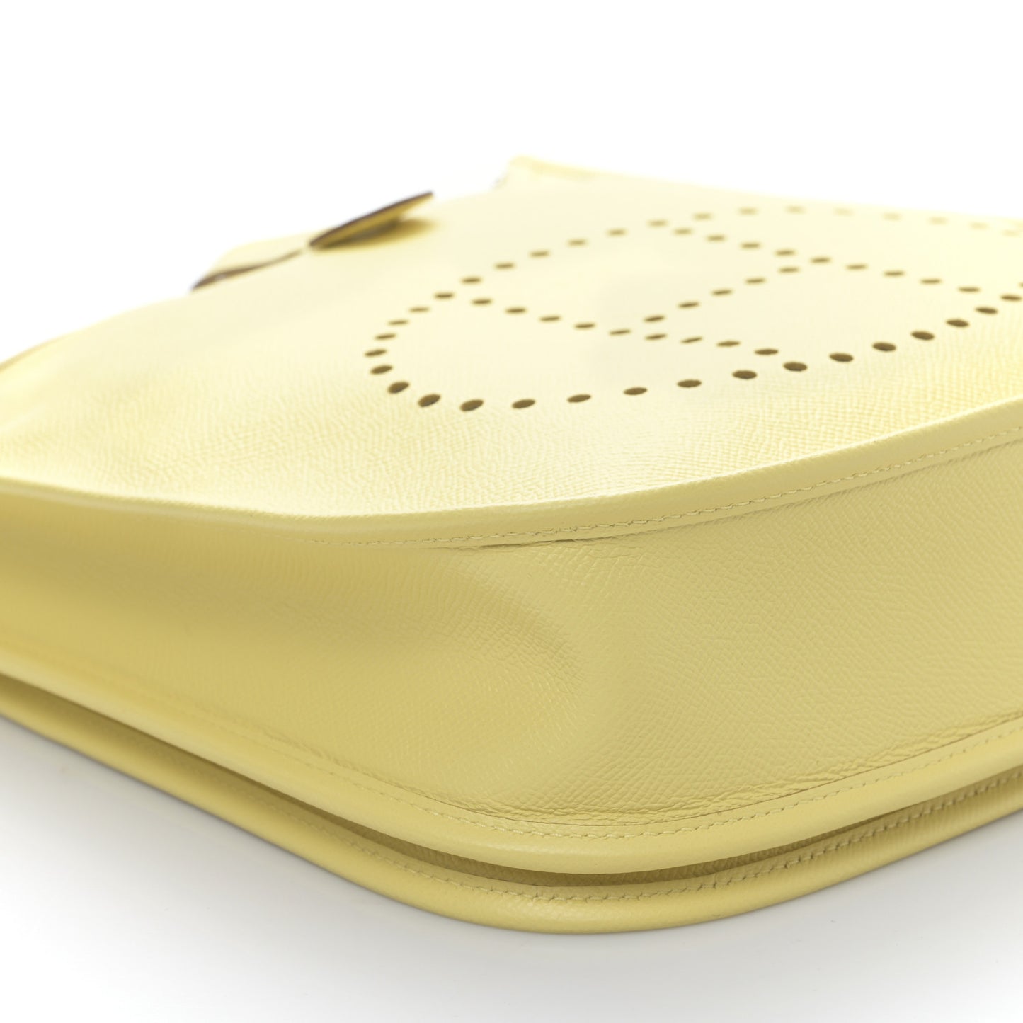 Epsom Evelyne III PM Jaune Poussin