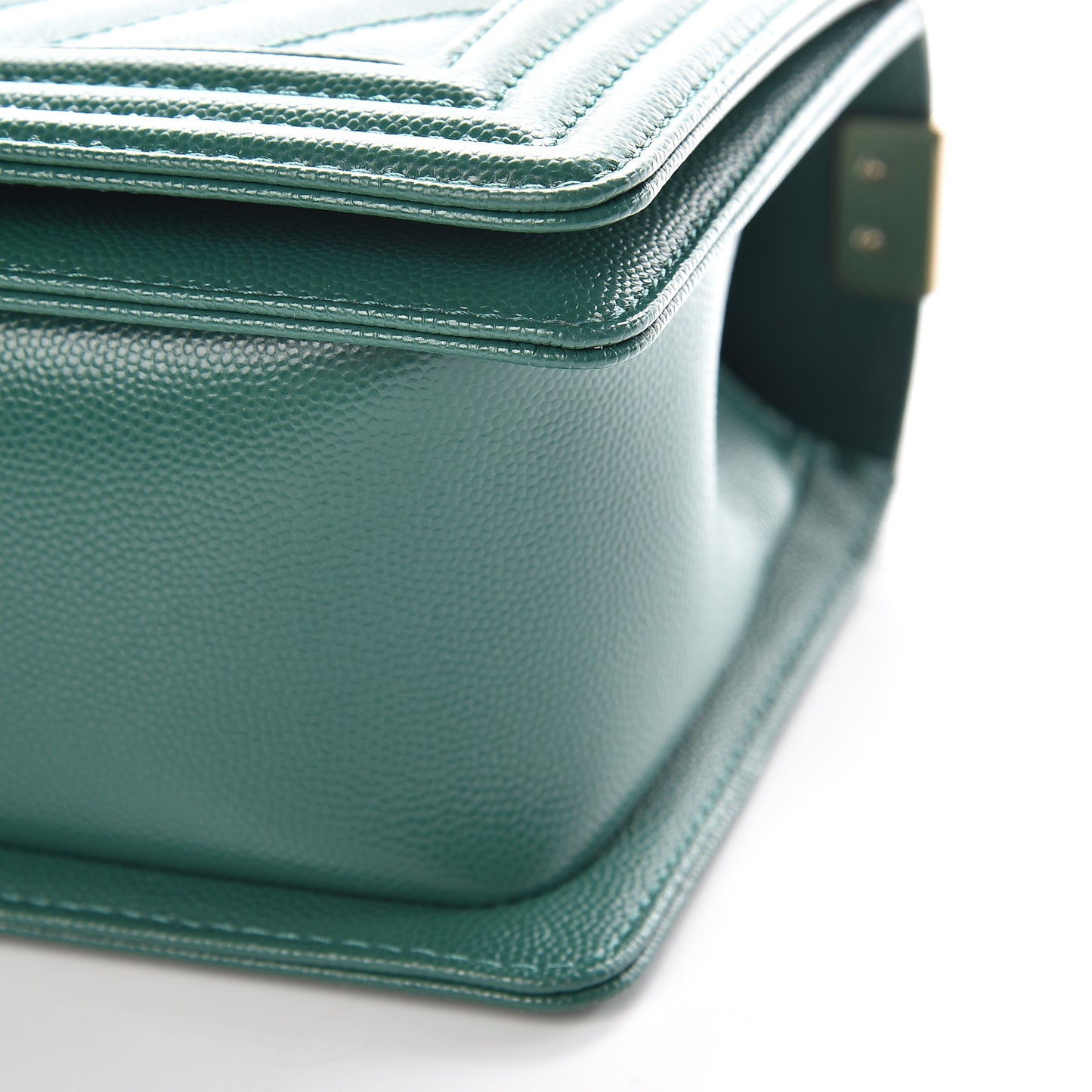 Caviar Chevron Quilted Medium Boy Flap Green