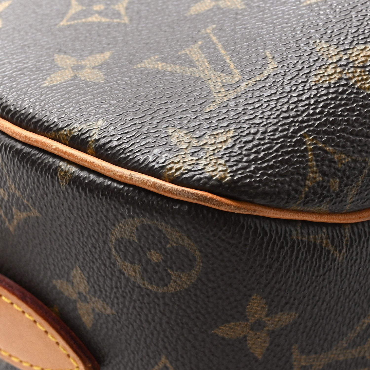 Louis Vuitton Monogram Blois 8 of 9