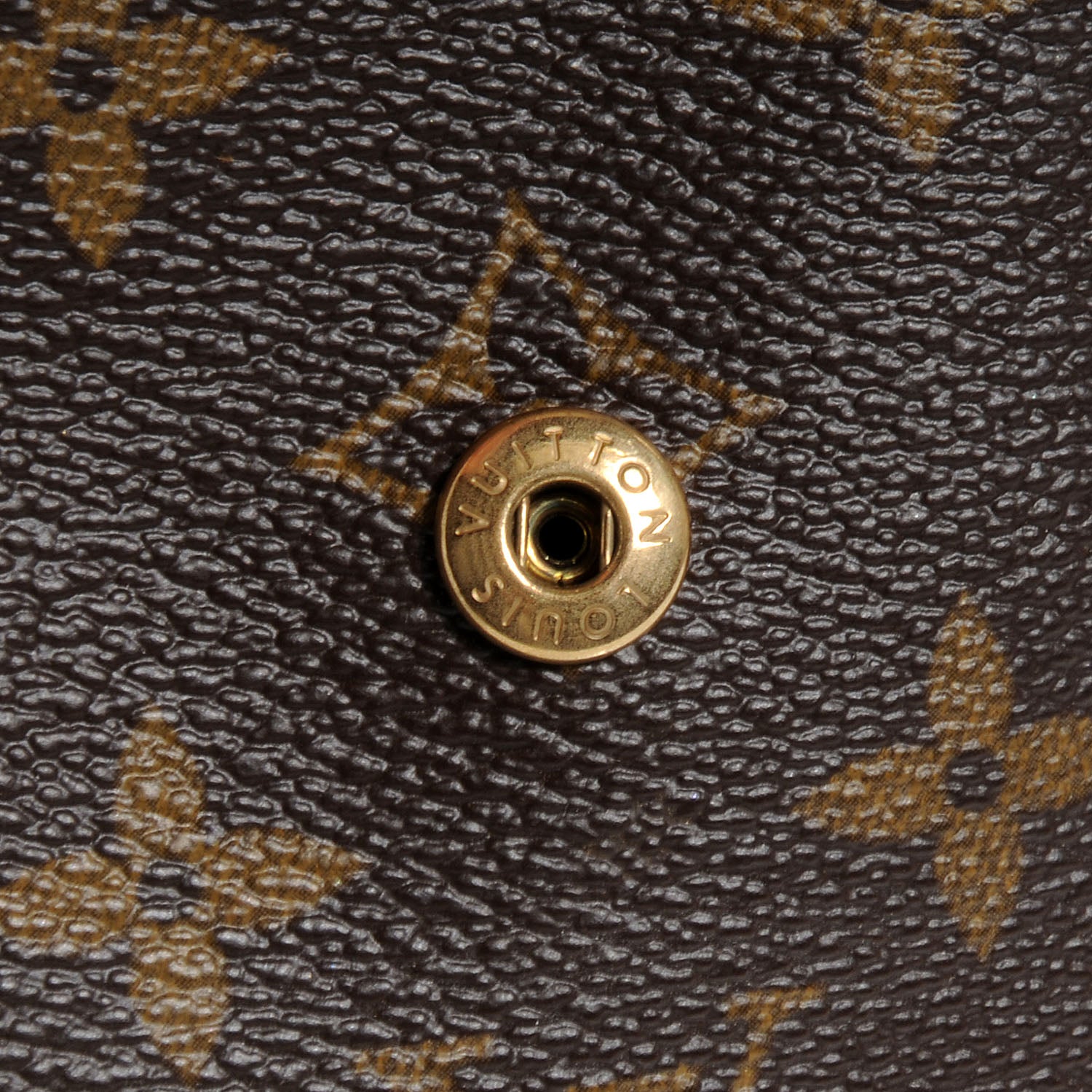 Louis Vuitton Monogram Pochette Cancun 8 of 8