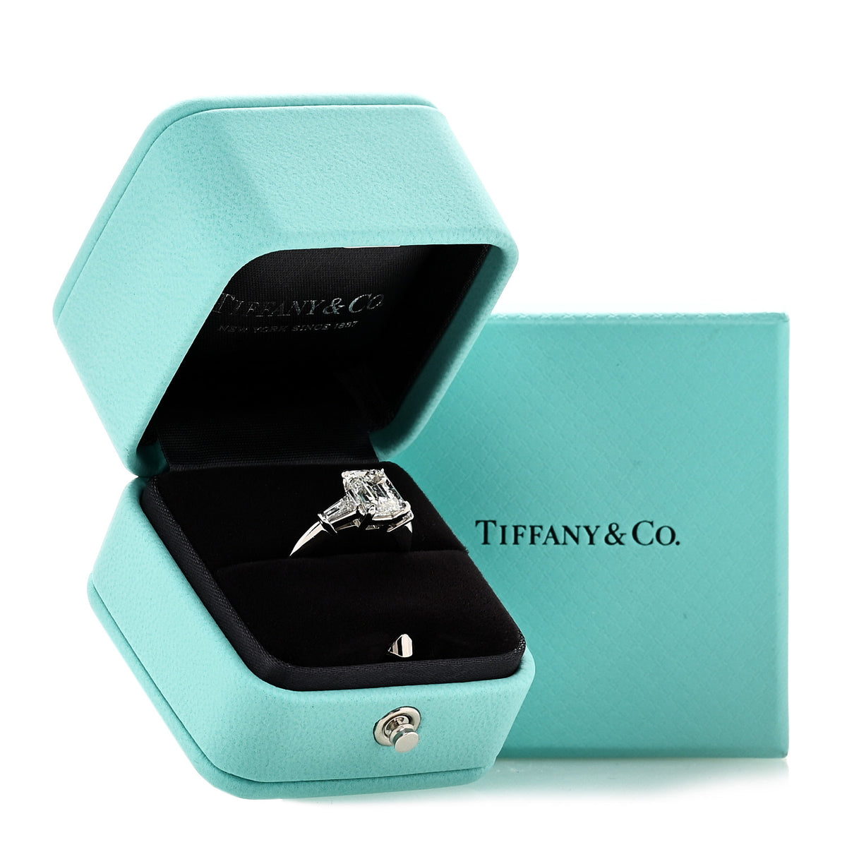 Tiffany Platinum Diamond 2.15ct Emerald Cut Three Stone Engagement Ring 47 4.25 7 of 7
