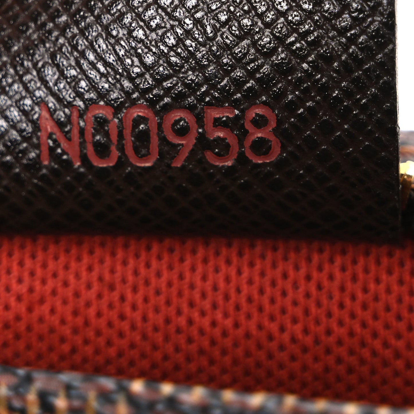 Damier Ebene Trousse Make Up Bag Pochette