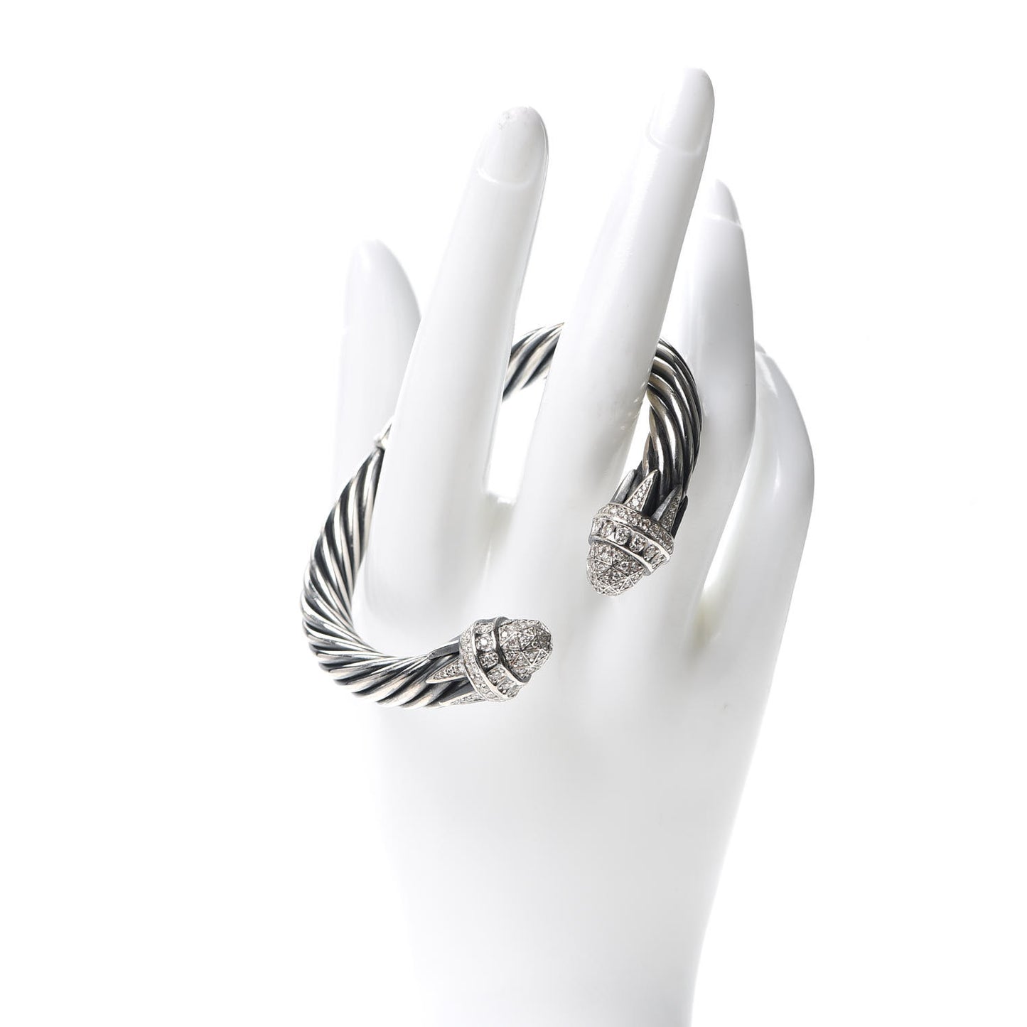 Sterling Silver Black Rhodium Diamond 9mm Cable Statue of Liberty Bracelet