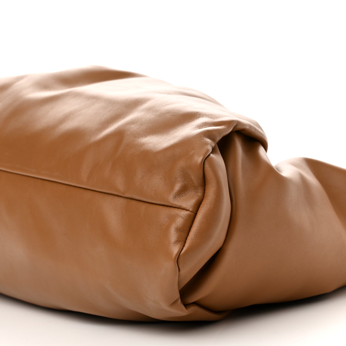 Smooth Butter Calfskin Small The Shoulder Pouch Cammello