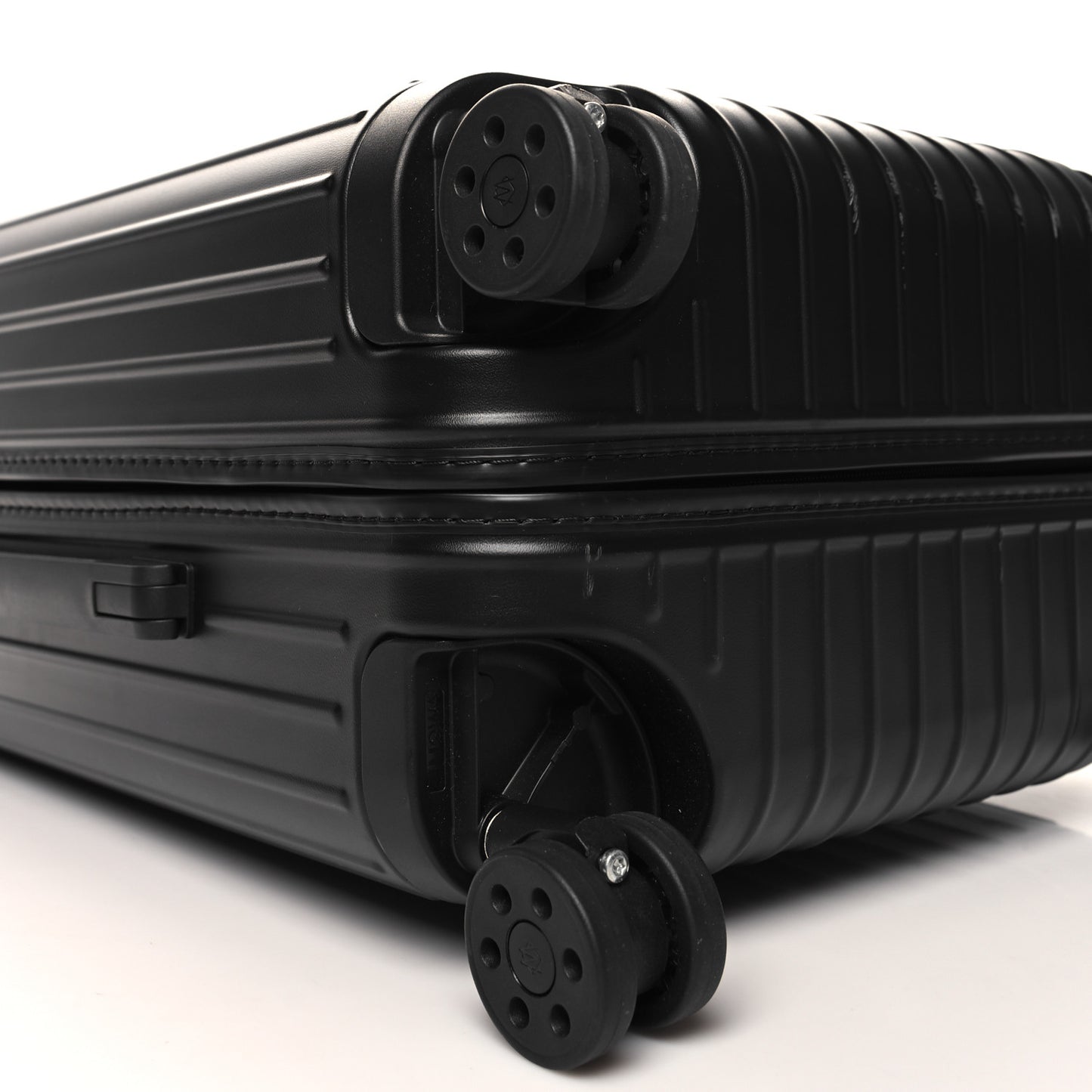 Polycarbonate Essential Cabin Matte Black