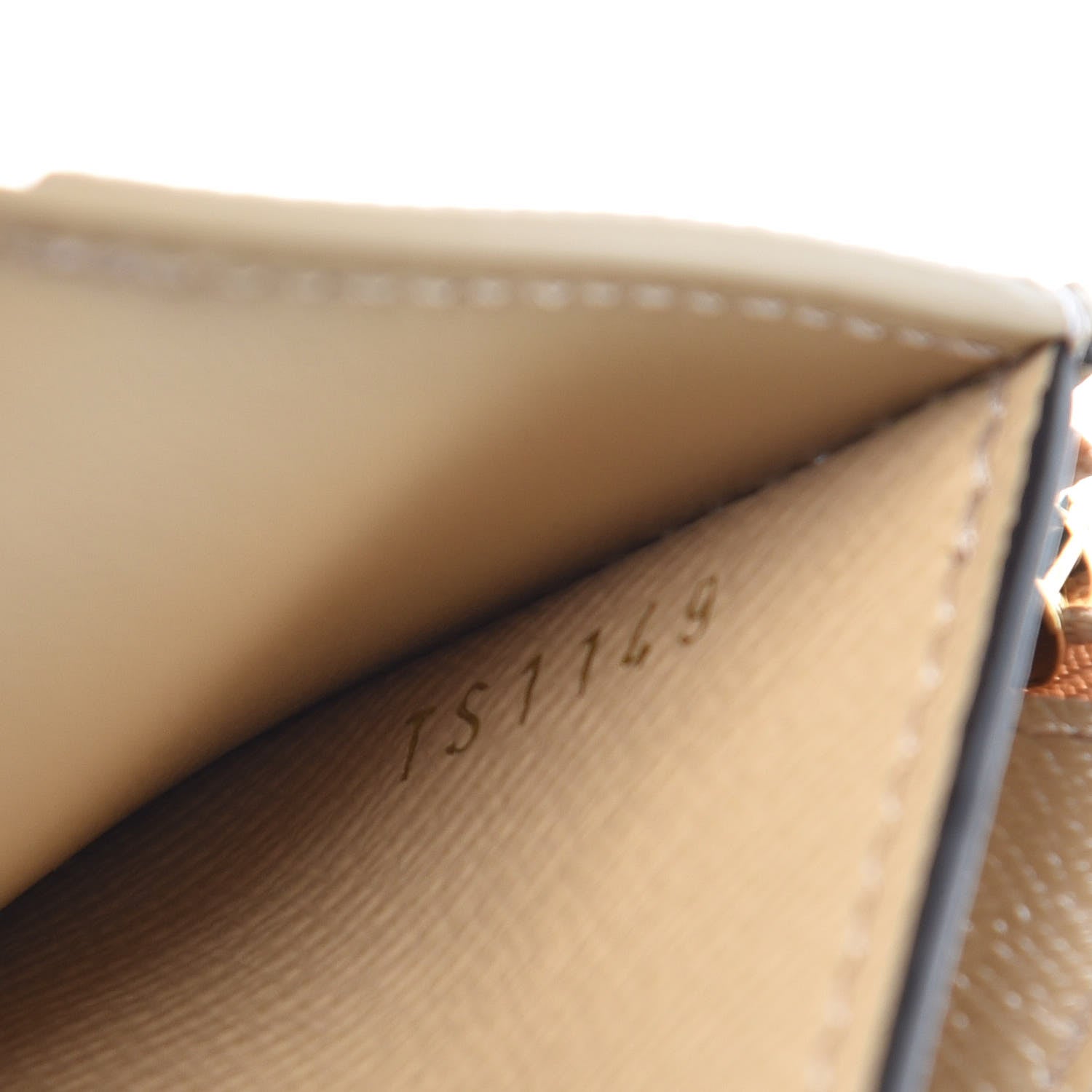 Louis Vuitton Monogram Giant Zoe Wallet Kaki 7 of 8