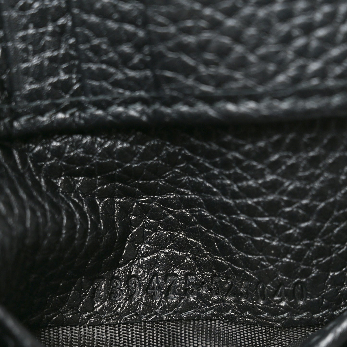 Piuma Calfskin Jumbo GG Embossed Wallet Black