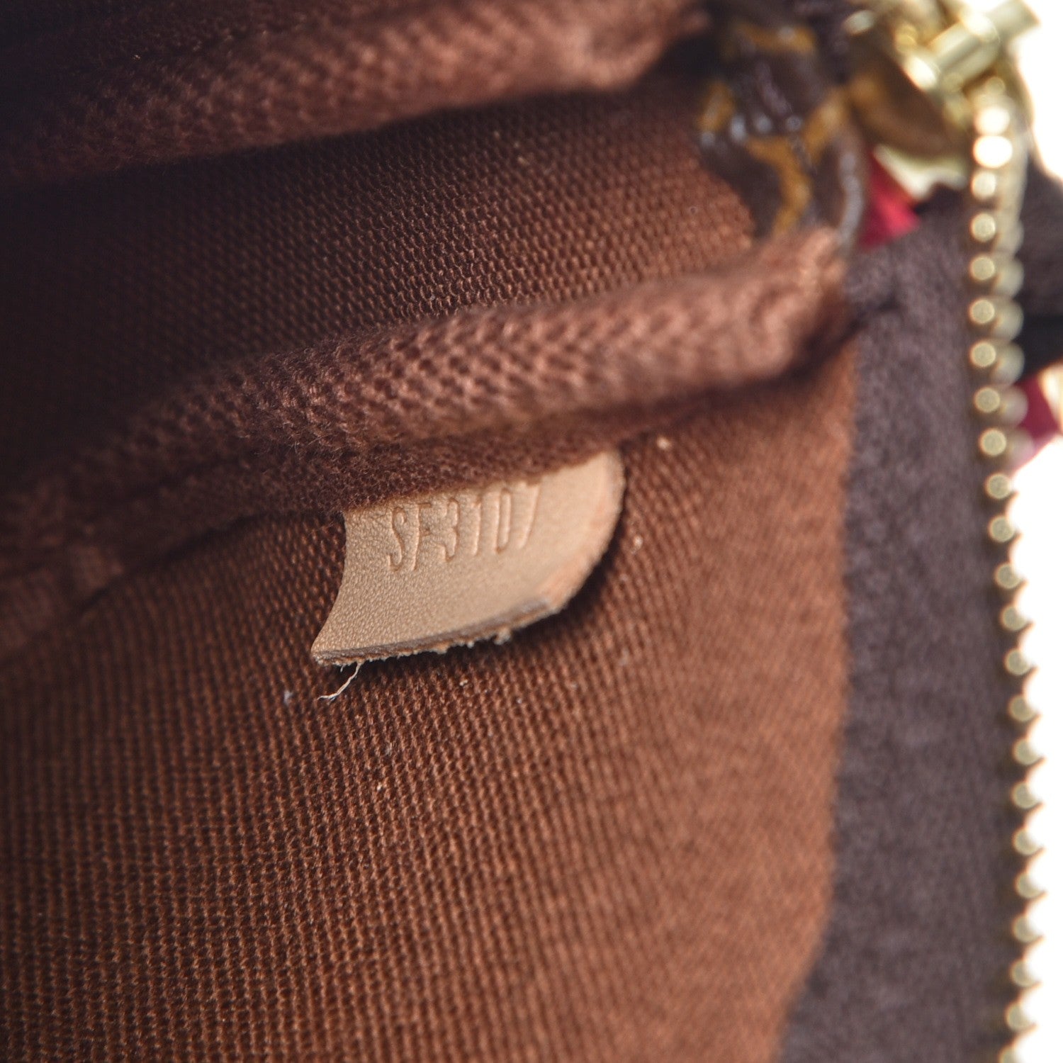 Louis Vuitton Monogram 2017 Christmas Animation Mini Pochette Accessories 7 of 8