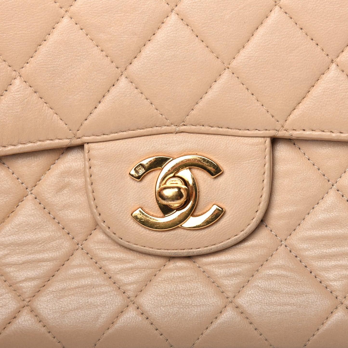 Lambskin Quilted Medium Double Sided Flap Beige