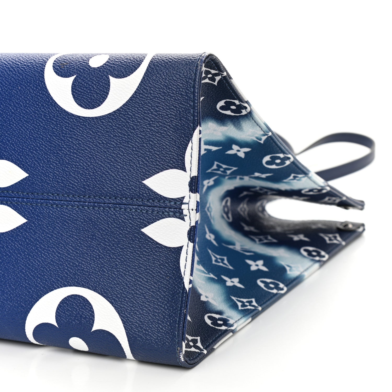 Louis Vuitton Monogram Escale Onthego GM Blue 9 of 11