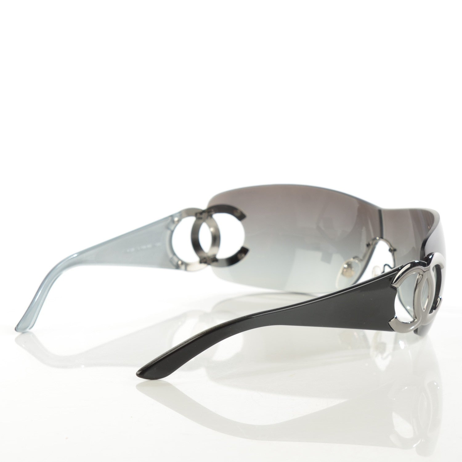 Chanel Frameless CC Logo Sunglasses 4125 Black 126960 – FASHIONPHILE