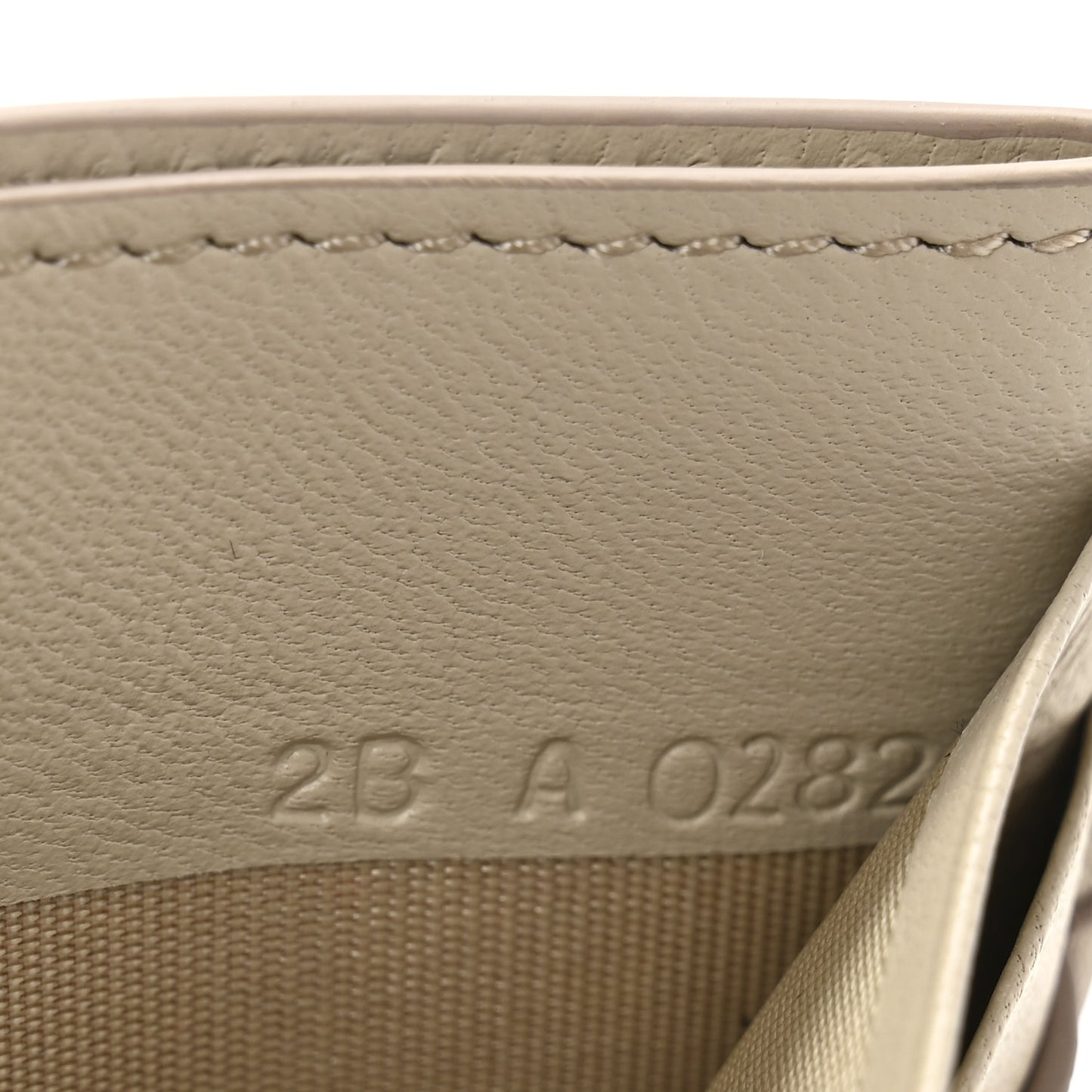 Calfskin 4G Card Holder Natural Beige