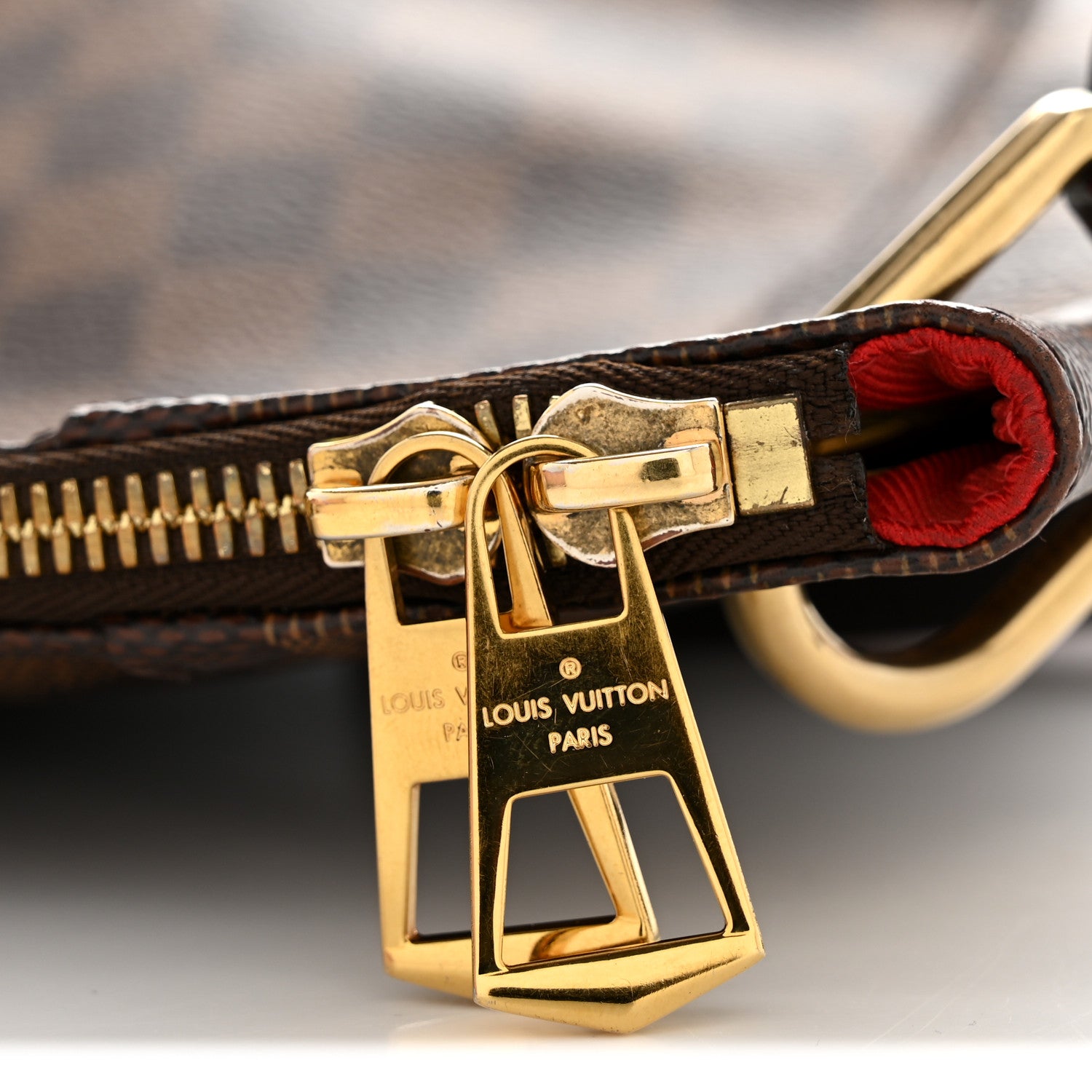 Louis Vuitton Damier Ebene South Bank Besace 12 of 14