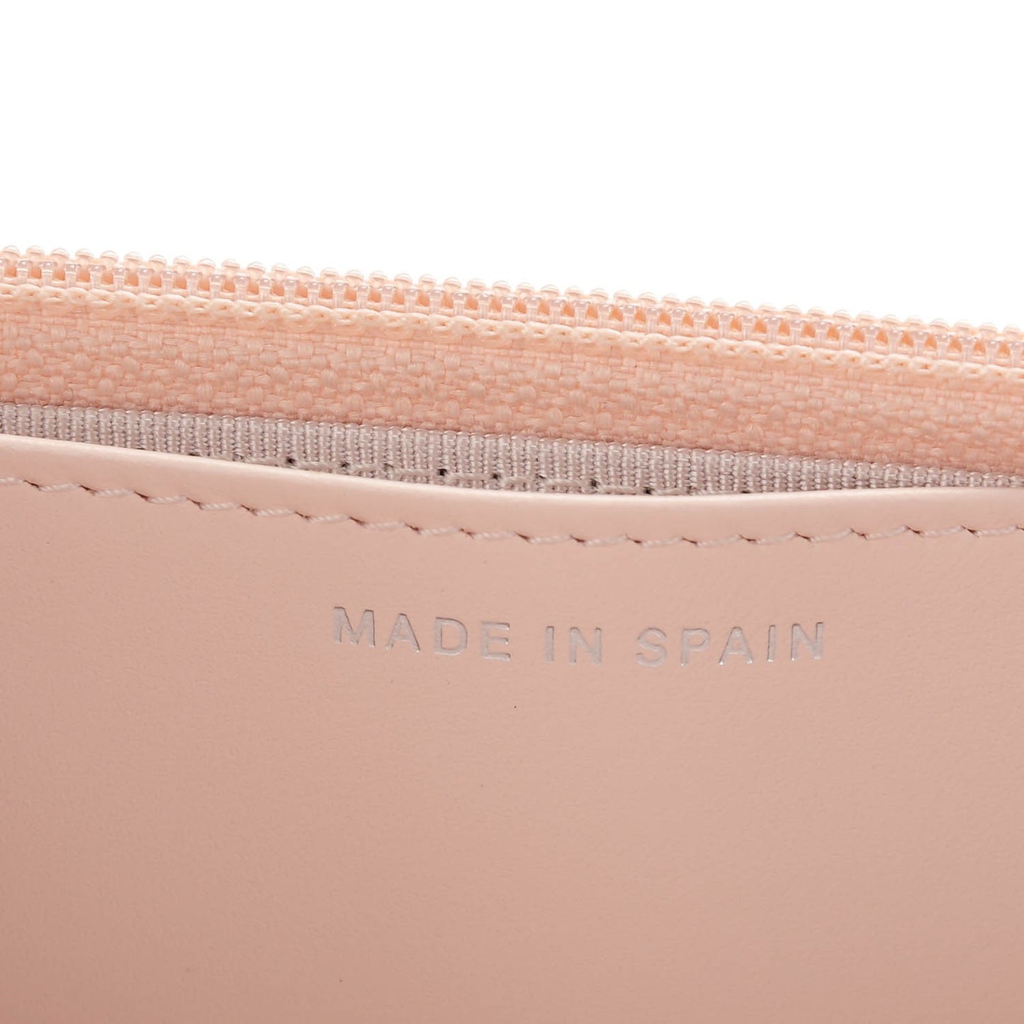 Pearly Caviar Quilted Wallet On Chain WOC Pink