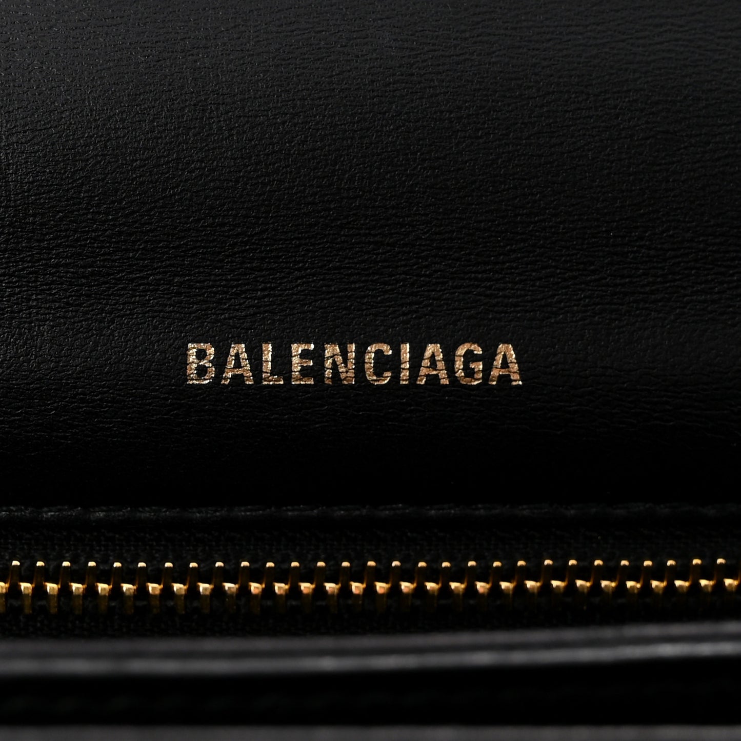 Signature Grained Calfskin Logo S Ville Day Bag Black