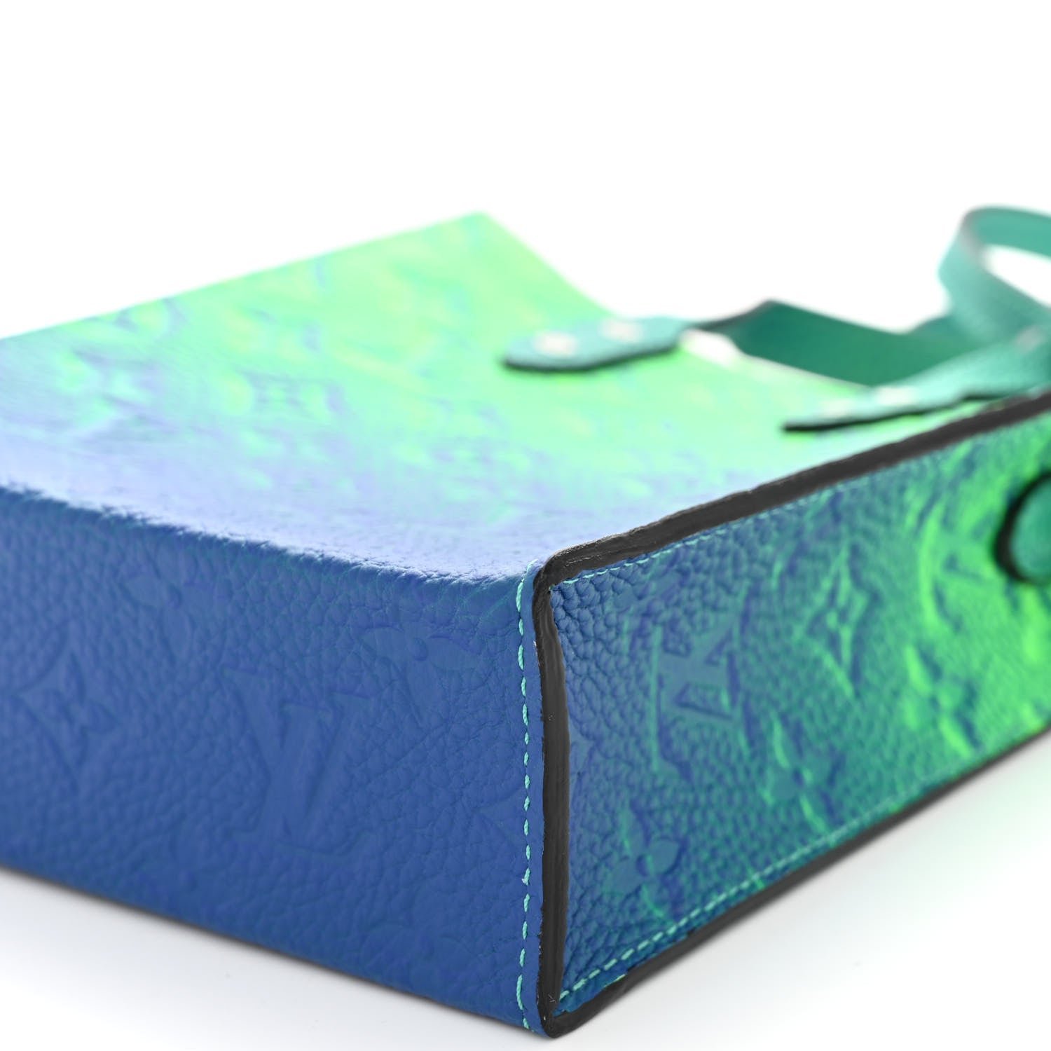 Louis Vuitton Taurillon Illusion Sac Plat XS Bleu Vert 9 of 9
