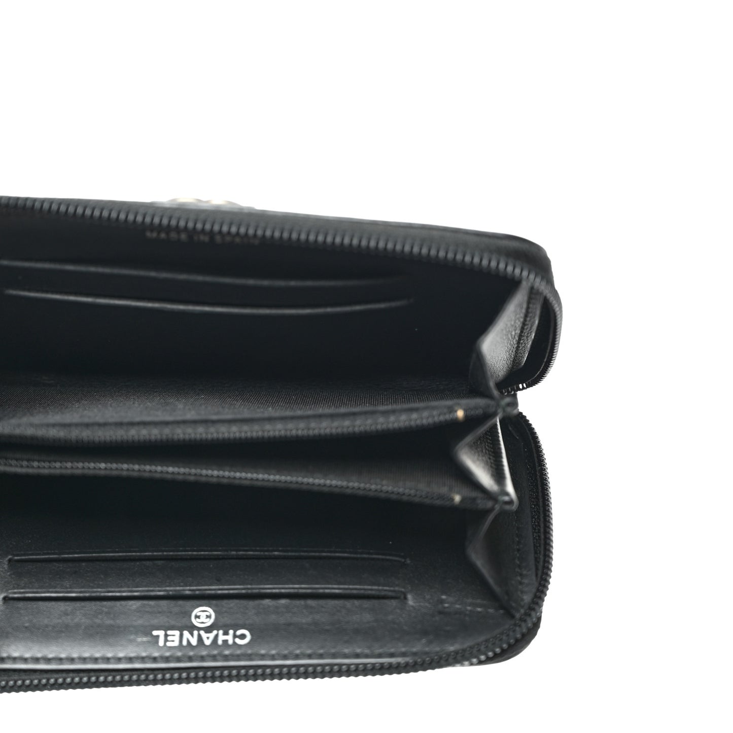 Caviar Quilted Small Boy Zip Around Wallet Black