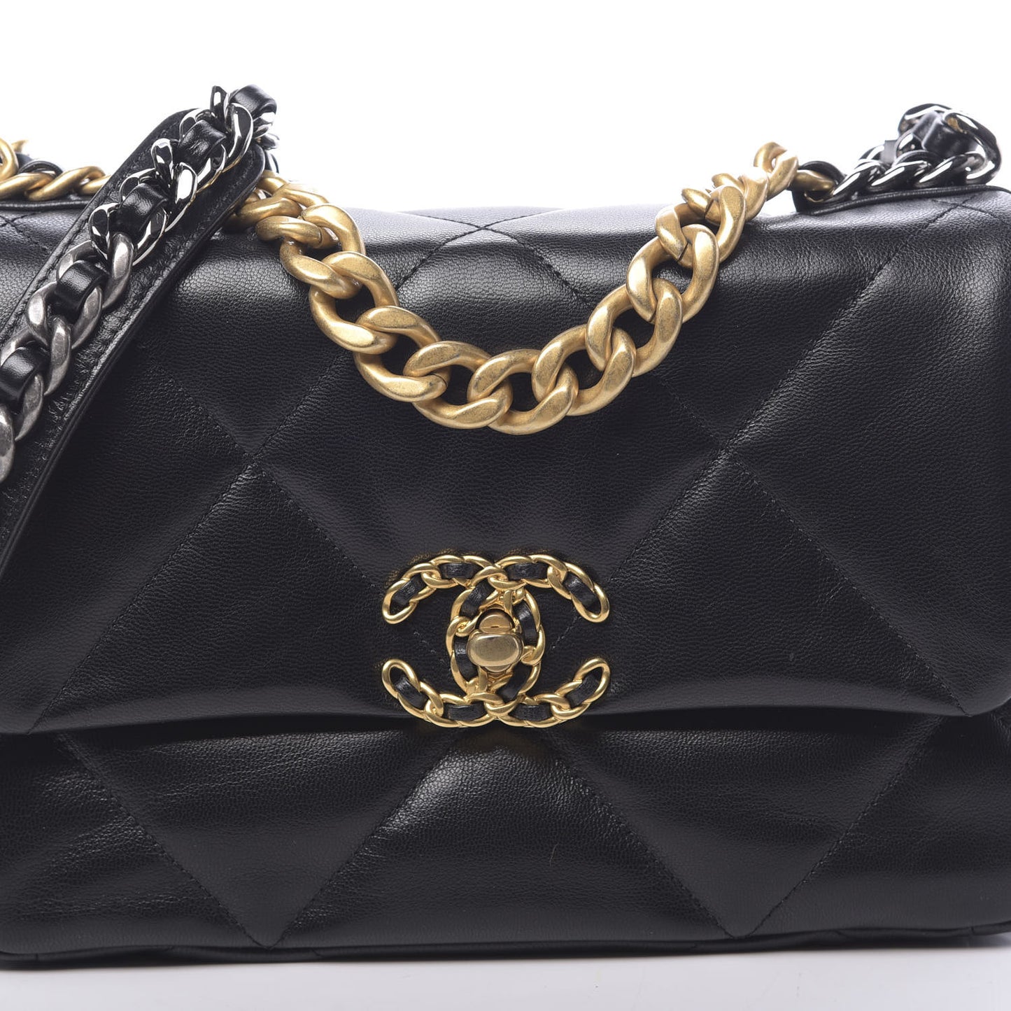 Goatskin Quilted Medium 19 Flap Black