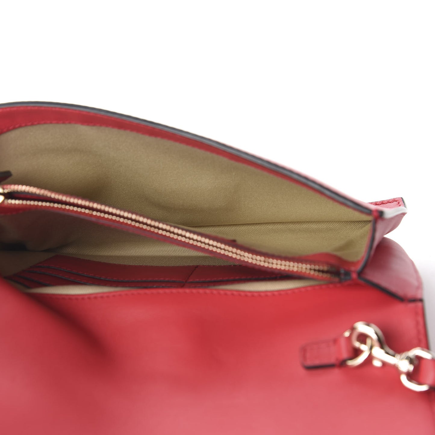 Vitello Glam Lock Rockstud Clutch Red