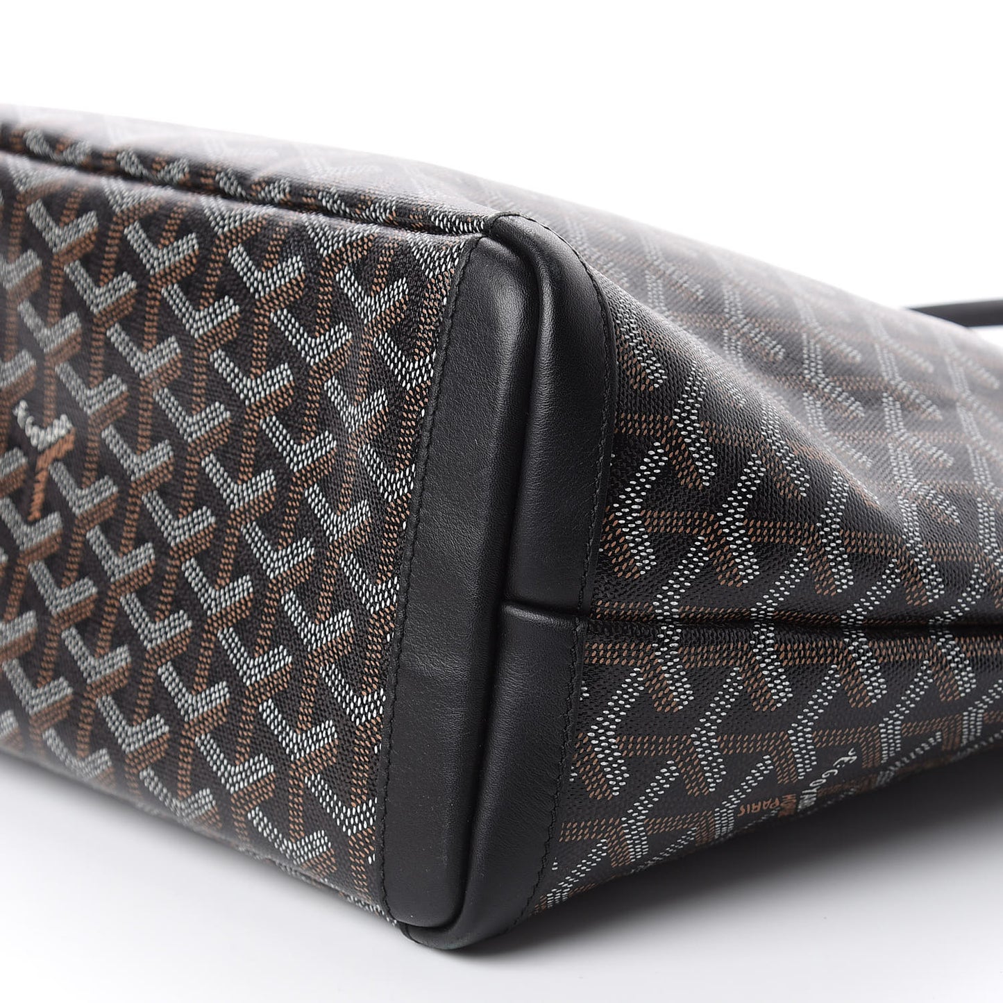 Goyardine Artois PM Black