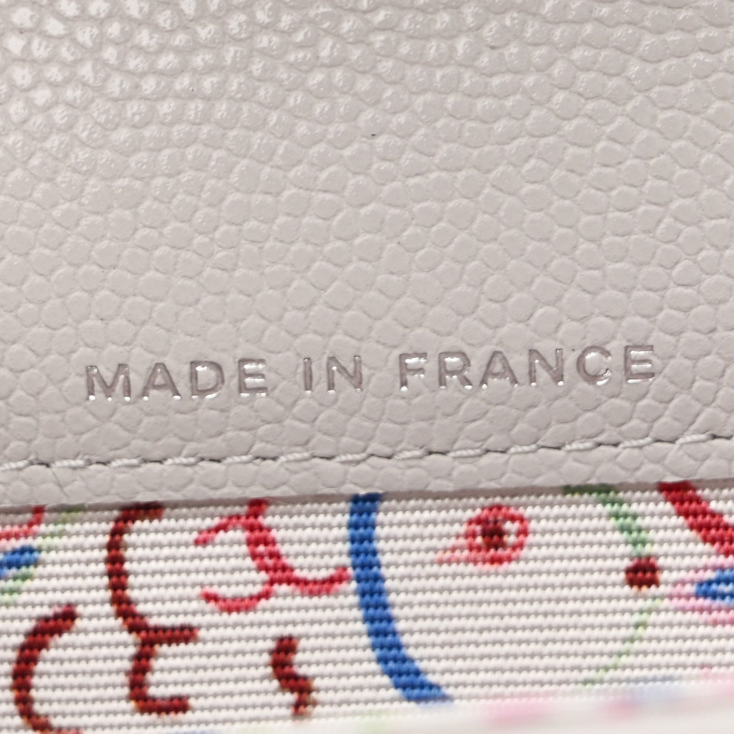 Caviar Quilted CC Flap Card Holder Light Grey