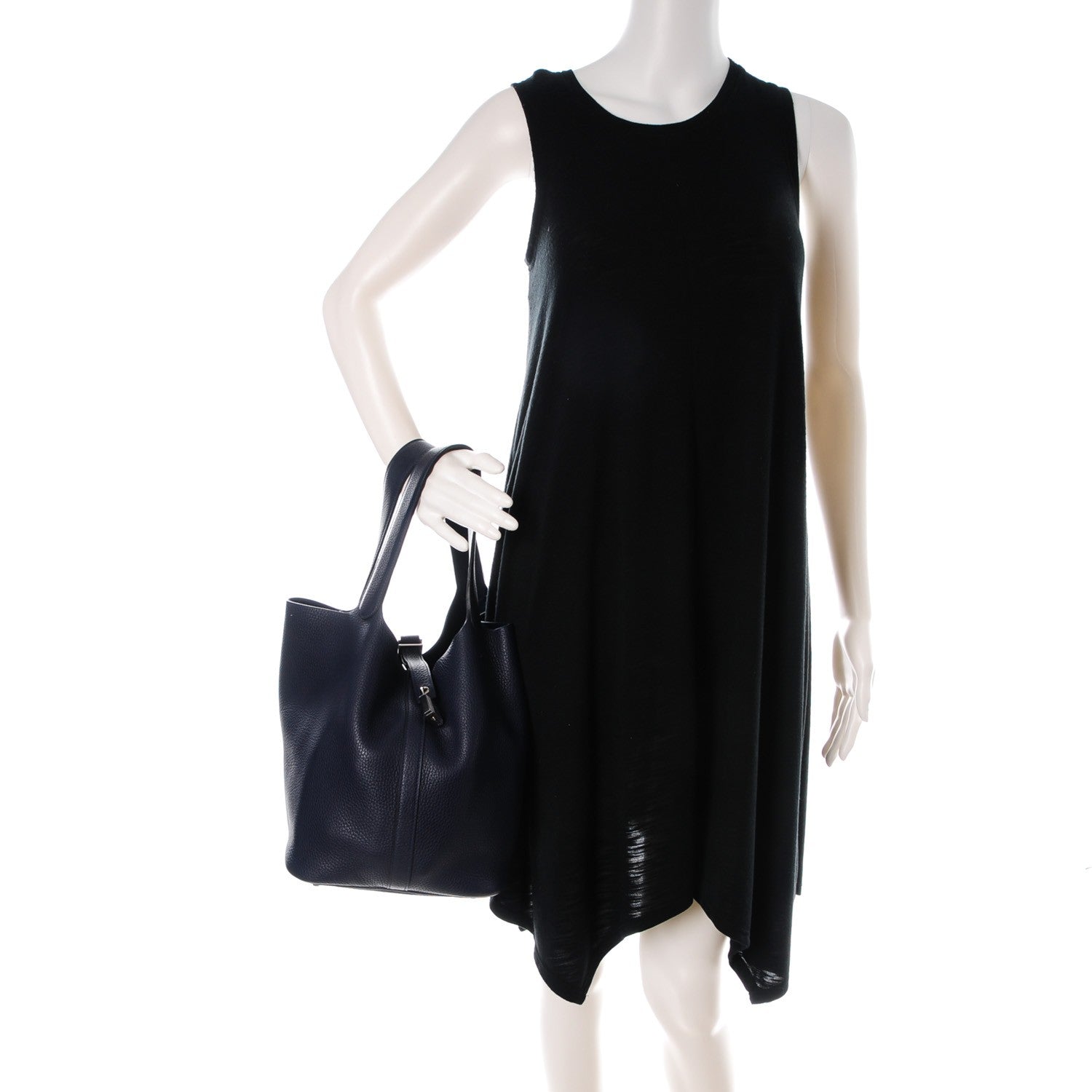 Hermes Taurillon Clemence Picotin Lock 26 GM Bleu Nuit 2 of 7