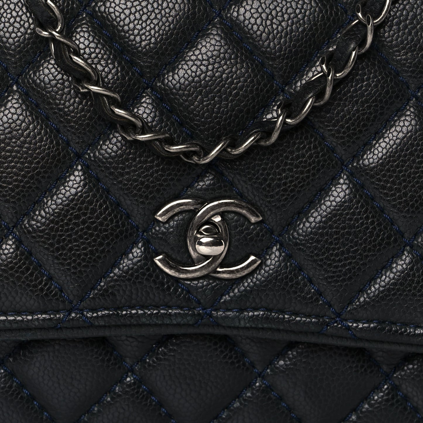 Caviar Quilted Flap With Chain Blue